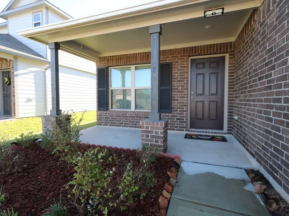 328 Cumberland Forest Dr, Magnolia, TX 77354