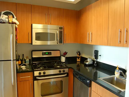 Rented by Sotheby's International Realty | media 34