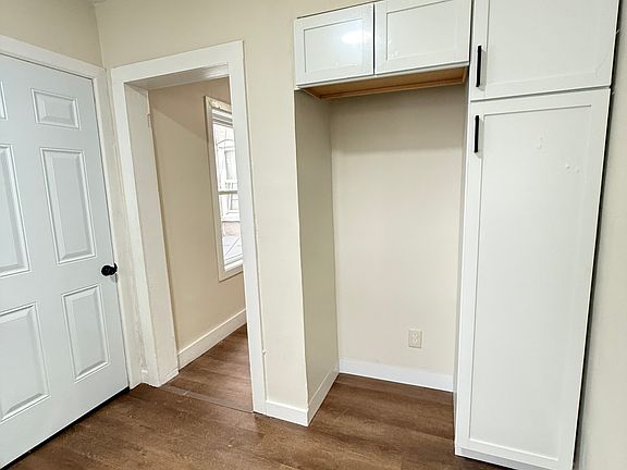 4th image of 658 Gordon St