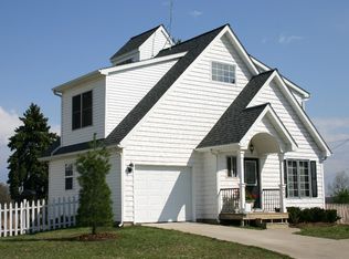 463 Washington Dr, Michigan Center, MI 49254