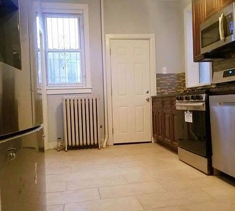 4th image of 5041 Haverford Ave #1