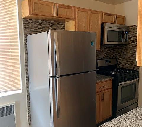 5th image of 8825 148th St APT 1C