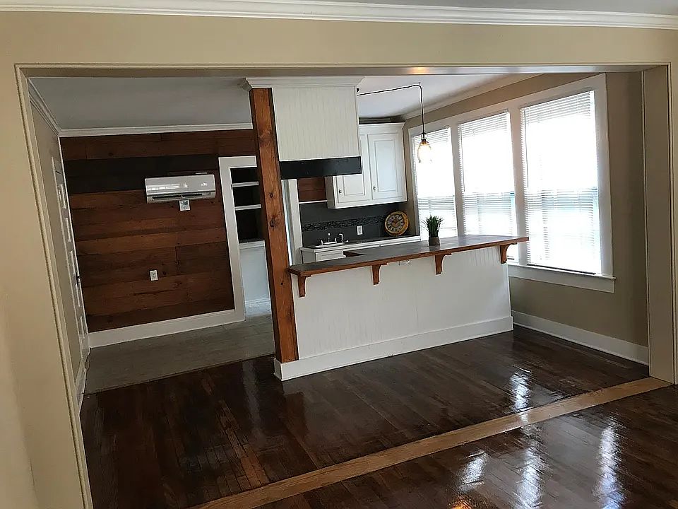 2nd image of 167 E State St APT 1
