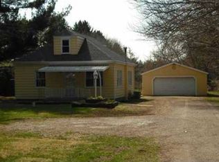 60173 Mayflower Rd, South Bend, IN 46614