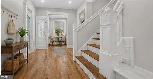 4th image of 5032 Ludlow St