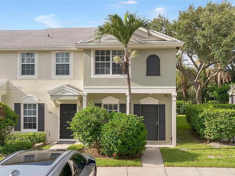 932 Kokomo Key Ln — Photo 20