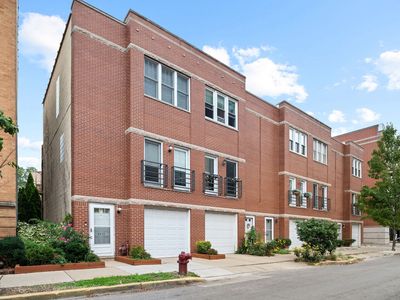 4633 N Winthrop Ave, Chicago, IL, 60640