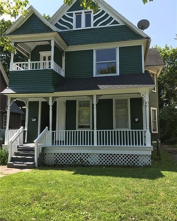 2nd image of 97 Grand Ave