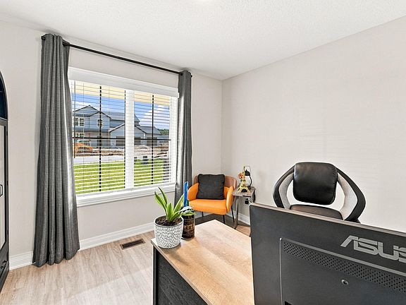 4th image of 12057 Falcatta Dr