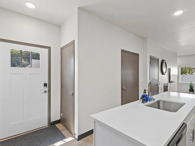 1911 W Boone Ave #2 — Photo 9