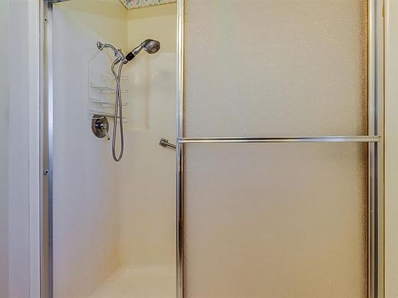 5th image of 10417 W Roundelay Cir