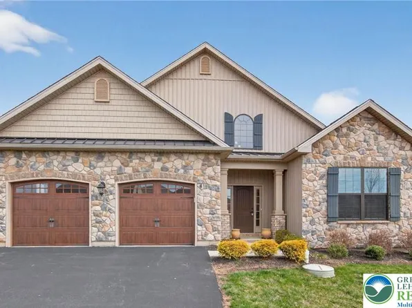 4109 Eveningstar Rd, Emmaus, PA 18049