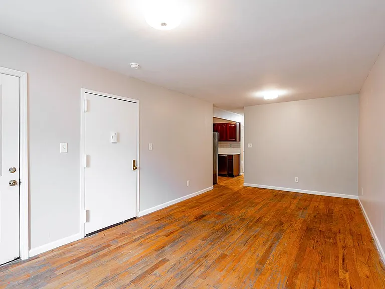 144 Monroe St #3 — Photo 11