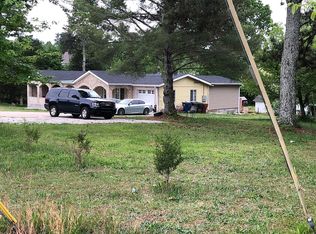 453 Sweetgum Rd, Lawrenceville, GA 30045