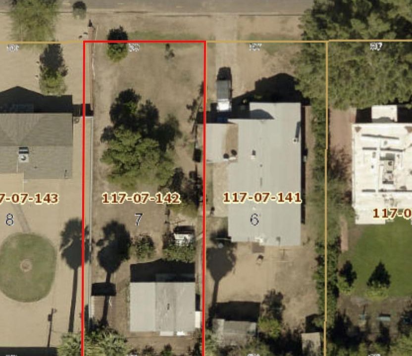 2nd image of 2025 E Sheridan St Lot 7
