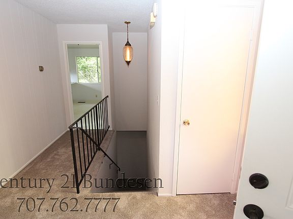 3rd image of 76 Longwood Dr