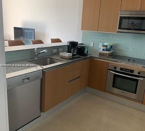 4th image of 1050 Brickell Ave APT 2512