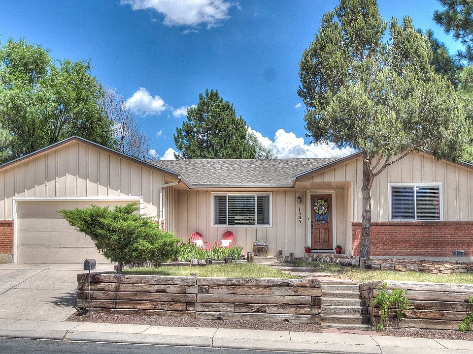 Charming curb appeal