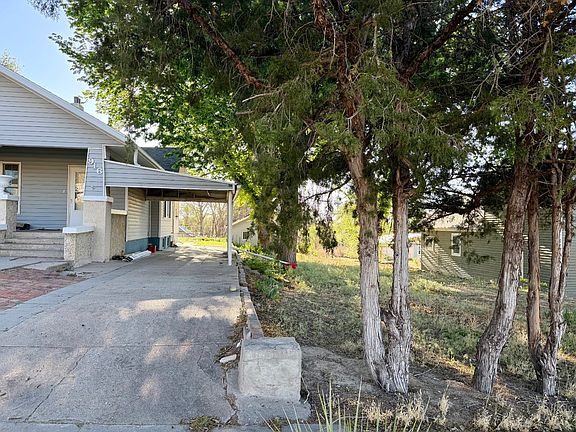3rd image of 916 B St