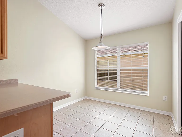 6328 Bridgecrest Dr — Photo 6