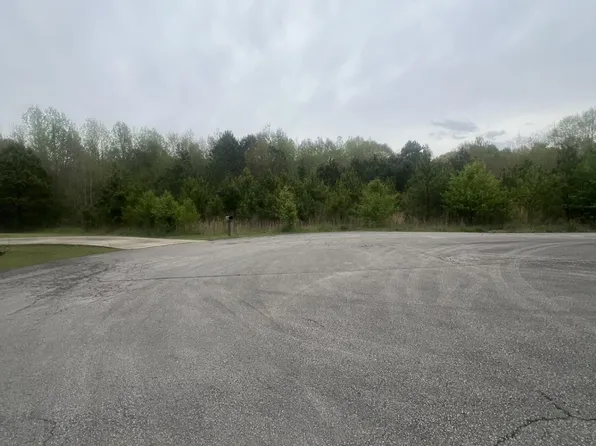 12 Jennifer Ln, Boaz, AL 35957