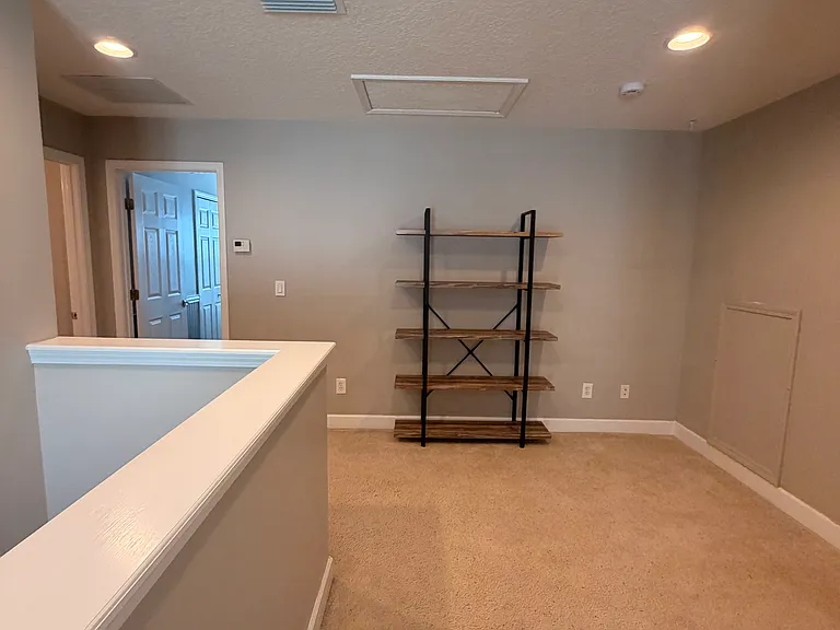 6408 Lavenhorn Ct — Photo 17