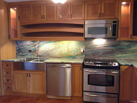 MIRAMAR_KITCHEN