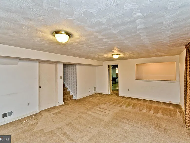 100 Mel Mara Dr — Photo 20