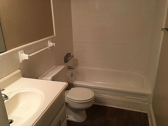 5th image of 1935 Dawsey St APT 4