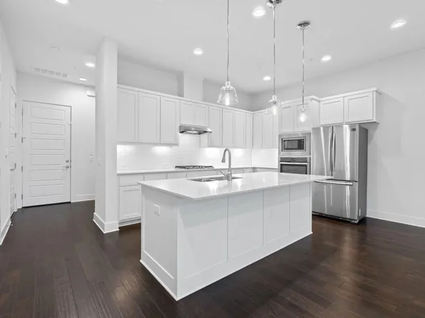 4211 Berkman Dr, Austin, TX 78723