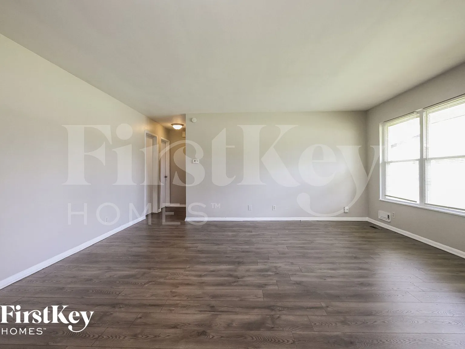 3 bed, 1.0 bath, 1116 sqft, $1,670 — Photo 3
