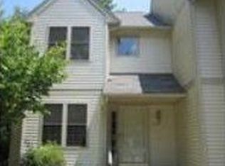 2801 Maple Brook Rd, Bellingham, MA 02019