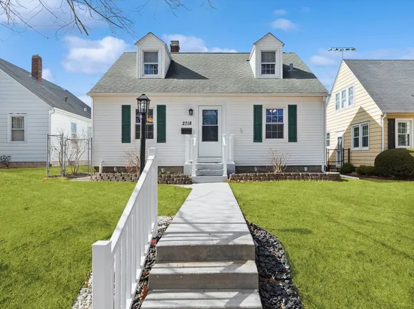 2718 Western Ave, Davenport, IA 52803