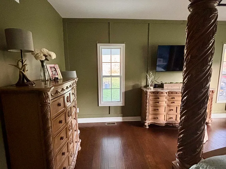 877 Porter Rd — Photo 16