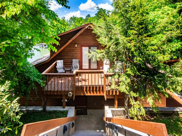 1149 Mustang Dr, Friendsville, TN 37737