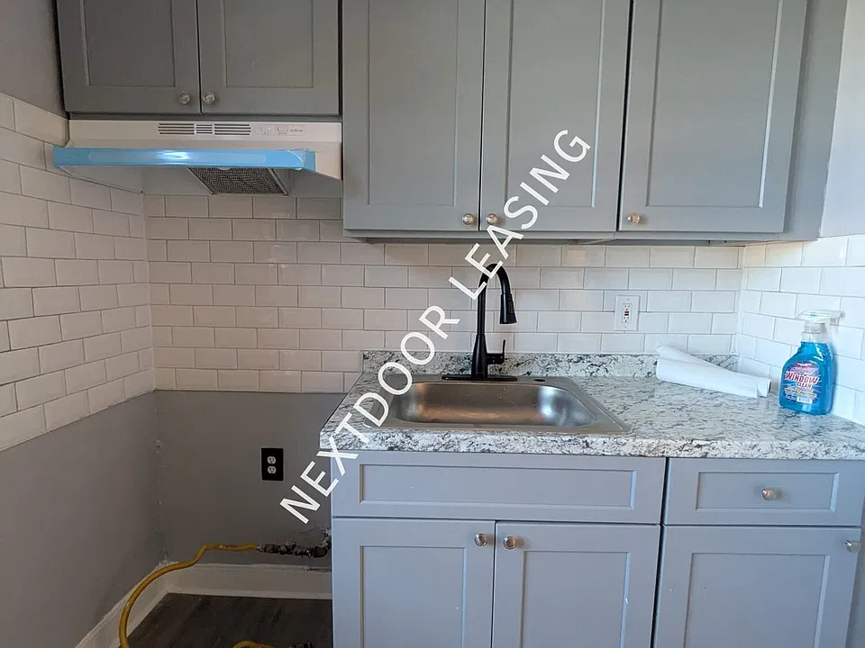 75 Belgrove Dr #3BM