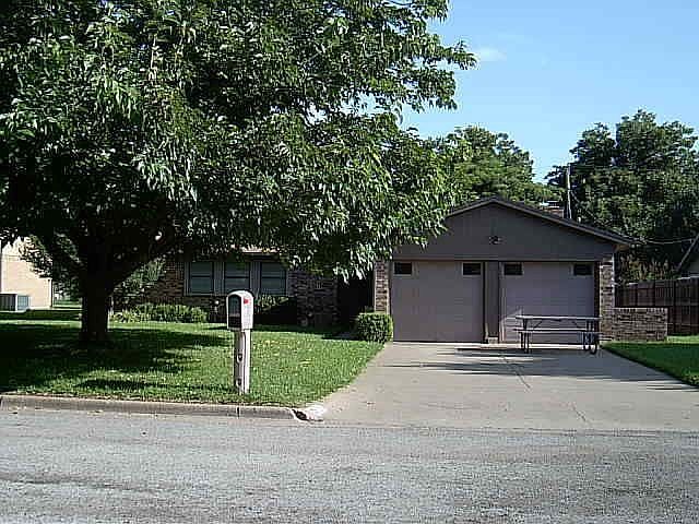 1st image of 1309 Glenwood Cir