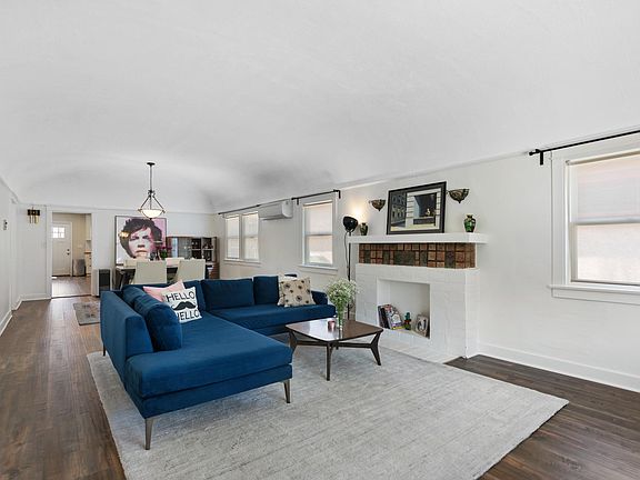 5th image of 2317 Vineyard Ave