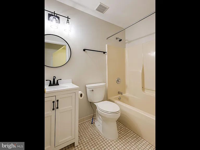 547 Pickering Station Dr — Photo 23
