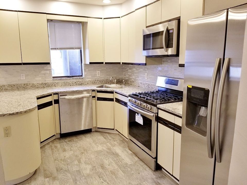 1st image of 26-40 29th St #Bb1