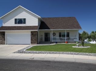 1815 Paintbrush Dr, Sheridan, WY 82801