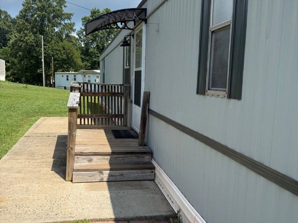 101 Vicki Dr