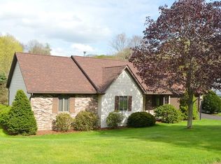 108 Holland Dr, Butler, PA 16002