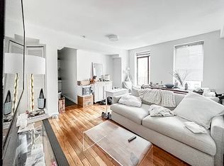 690 Greenwich St APT 4J, New York, NY 10014