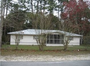 706 Wellborn Ave, Carrabelle, FL 32322