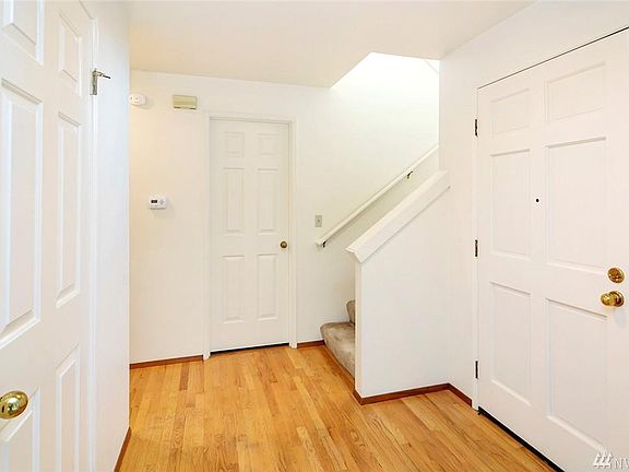 3rd image of 1557 NW Red Oaks Ct