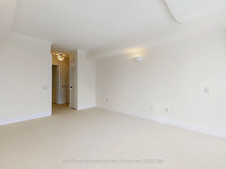 71 Simcoe St #2001 — Photo 26