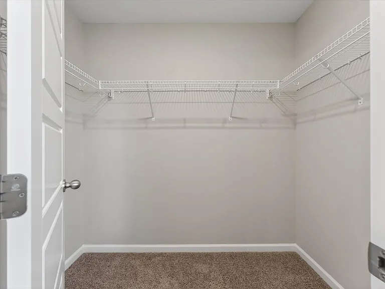 645 Stowe Ct #L — Photo 23