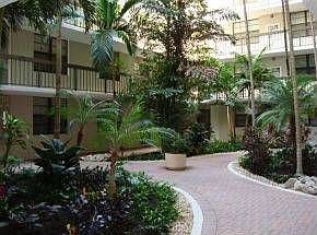 3rd image of 651 Seaview Ct APT B102