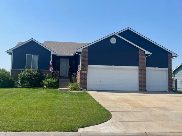 1852 W Saddle Brooke St, Haysville, KS 67060